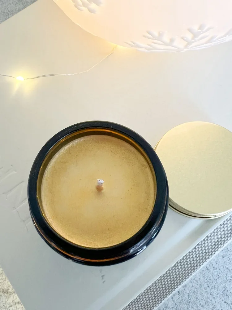 ‘Magical Christmas’ beautiful scented festive candle