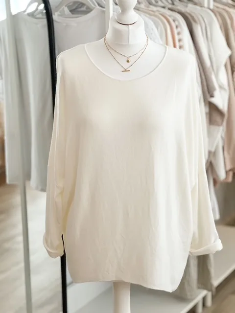 Soft round neck loose top in white