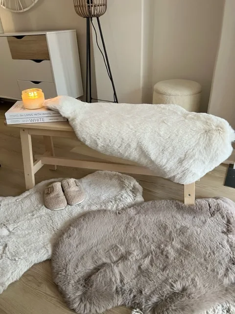 Faux fur luxury sheep skin style rug – 3 colour tones available