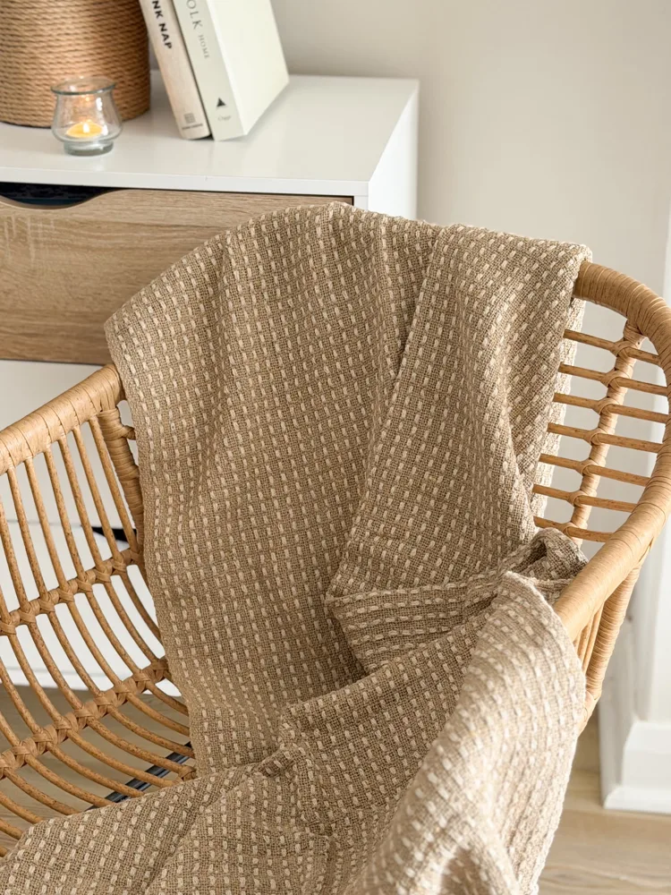 Cotton woven beige stitch throw