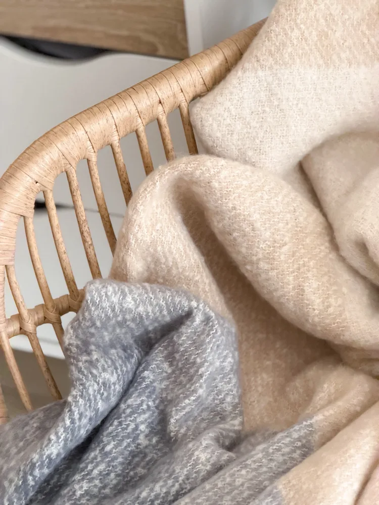 Coastal stripe throw with tassels